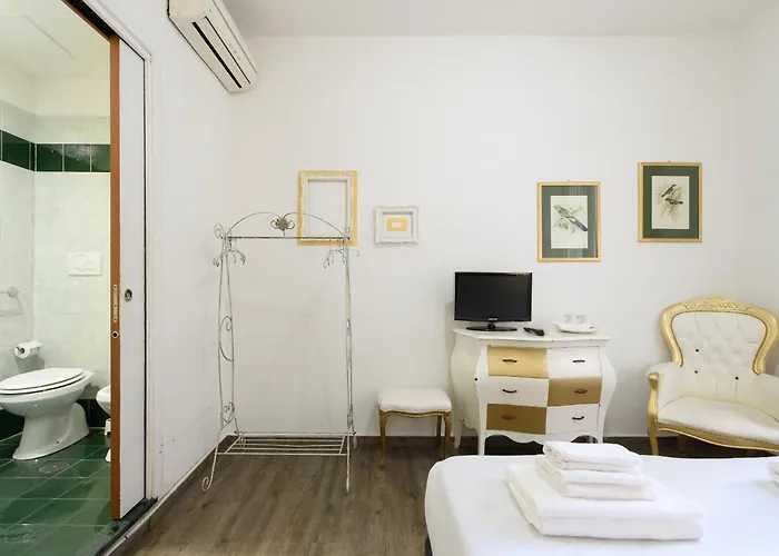 Relais D'epoque בית הארחה